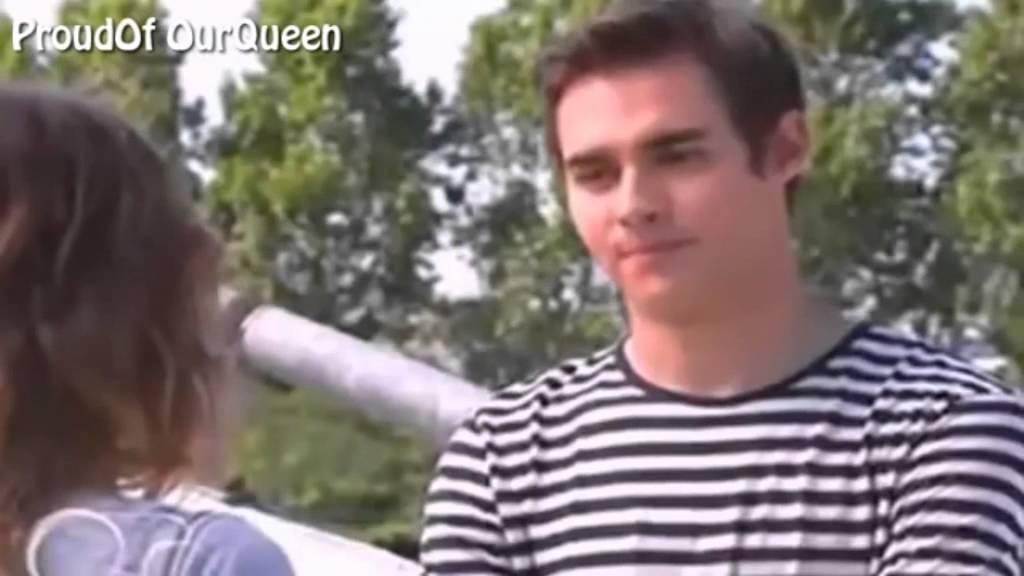 Violetta & León- I knew you were trouble(Spanish version)