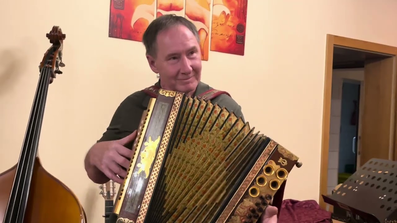 Sänger  u.  Musikantenstammtisch  beim  Gh.  Schuster —  2.5.2025 — Nr. 3