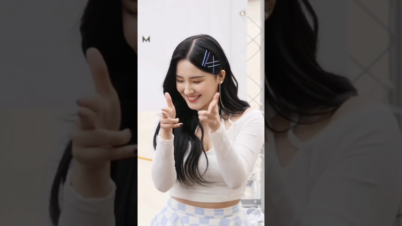 [FULL HD] [60FPS]190331 모모랜드 MOMOLAND 낸시 NANCY '암쏘핫 I'm So Hot' 직캠 @ 코엑스 팬사인회 (Vertical Video)