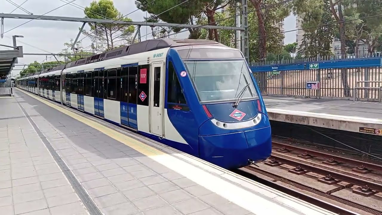¡¡Feliz cumpleaños centésimo!! (9097-9102) [Metro de Madrid]