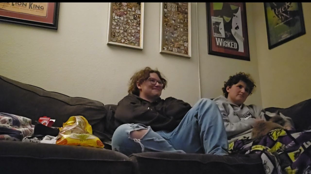 Reacting to 8x15 of 