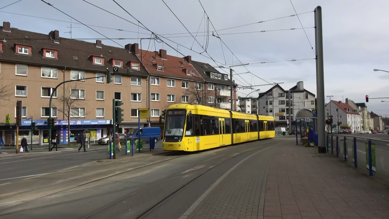 Straßenbahn Essen | haltestelle Fliegenbusch | EVAG Bombardier Flexity M8D-NF1/NF2 & Düwag M8C