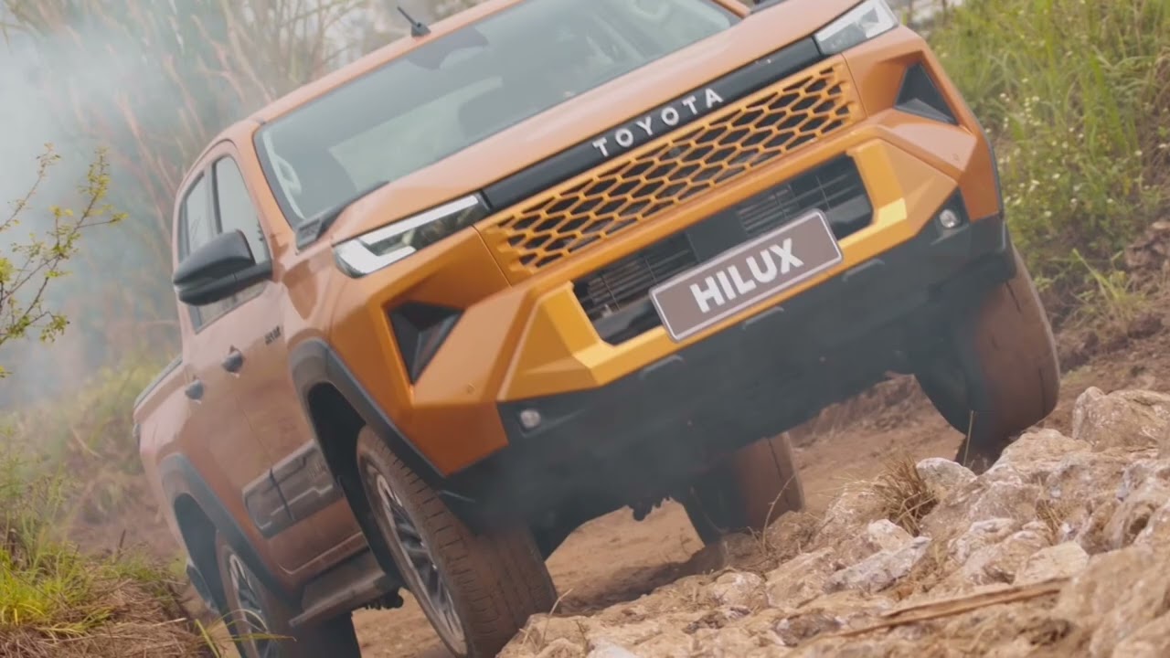 Giá Xe Hilux Khuyến Mãi Tháng 3/2026 