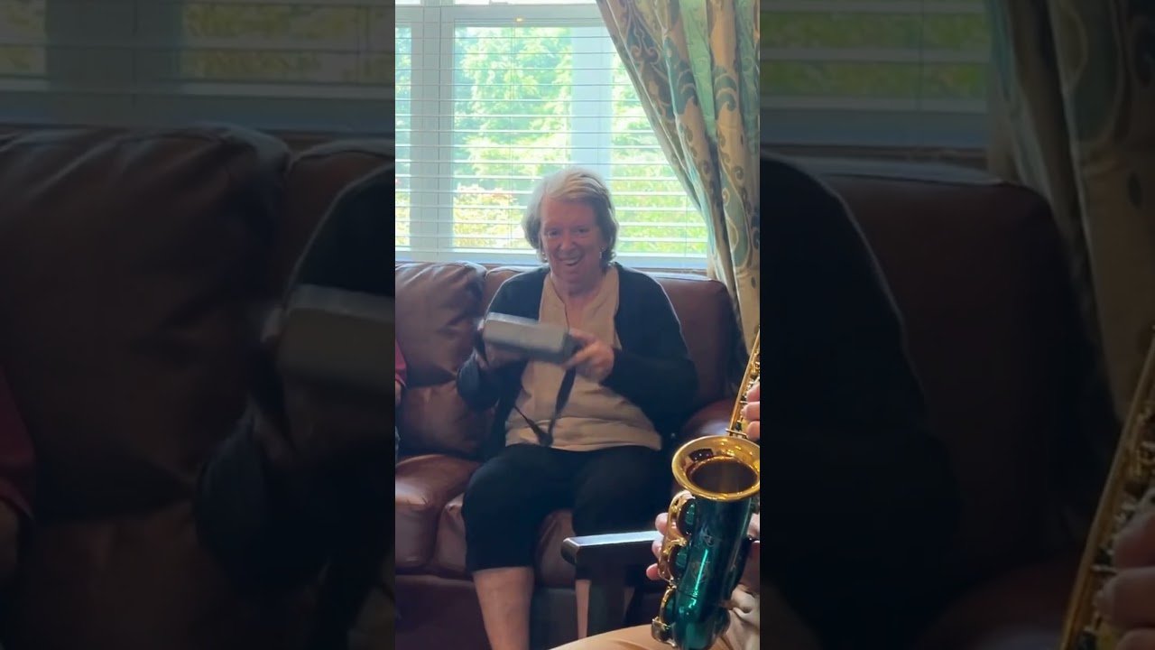 Groovin' through the golden years! 💃🕺 #SeniorMoments #MemoryCare #SeniorLiving #fyp #viral