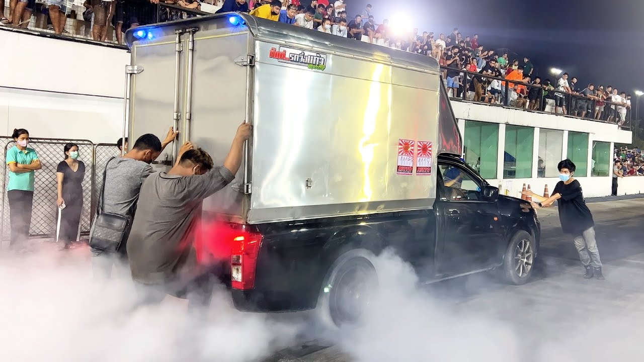 Turbo Delivery Trucks in Thailand GET DOWN!