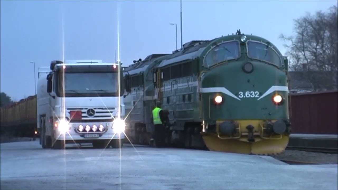 Various trains in the Trondheim area 2006-2007