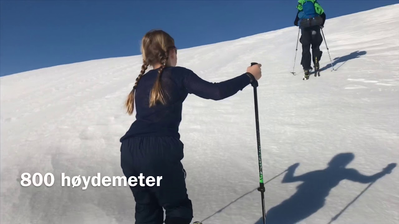 Barn på randonee: Nila (10) til Blåeberge