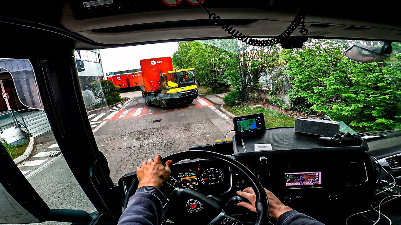 ASMR Italian Truck Driving