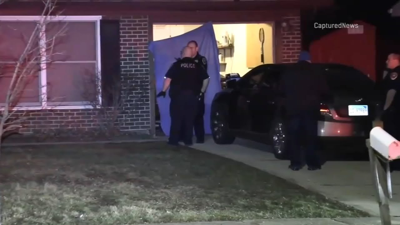 Boyfriend charged with killing 3 in suburban home invasion