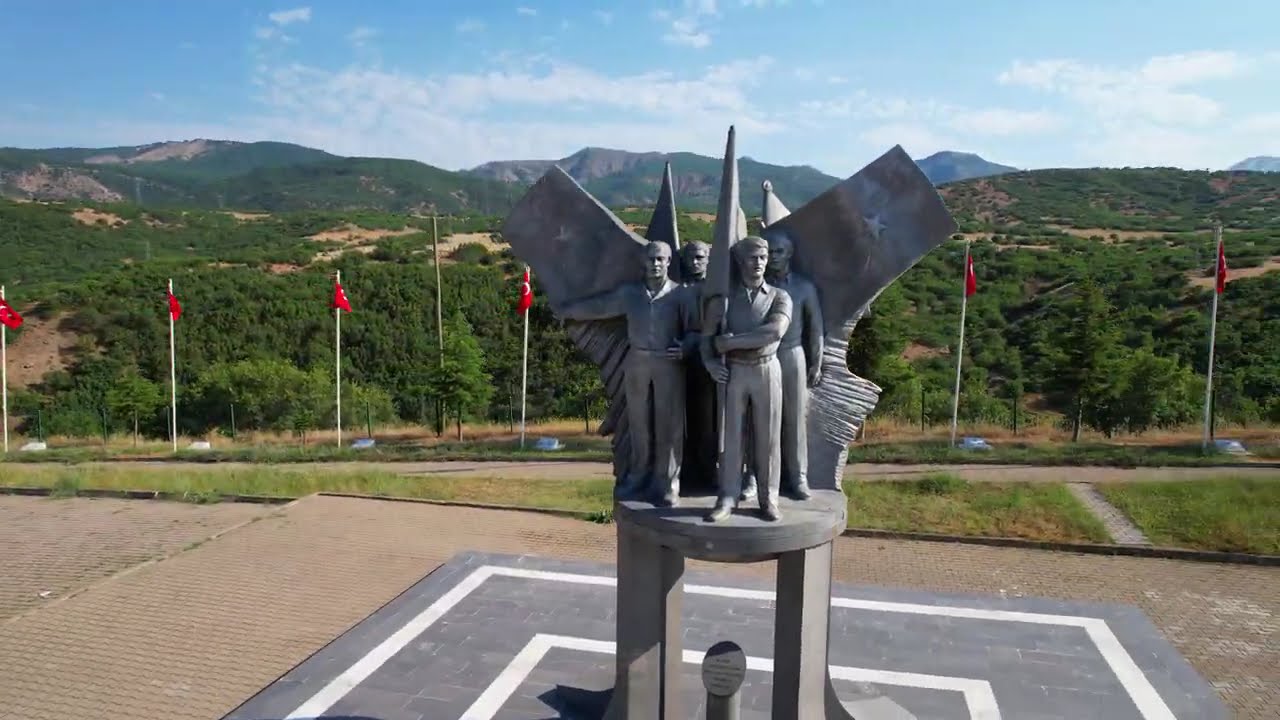 Bingöl Drone Çekimi 4K Ultra HD 60 Fps | 33 Şehit Anıtı | Merkez | Yüzen Adalar #bingol #drone #tour