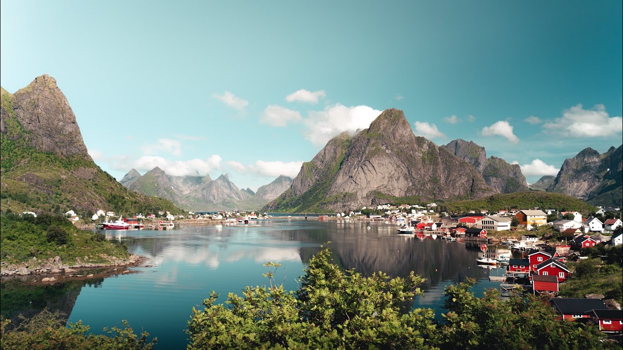 Lofoten Islands - Norway ‘24 (Cinematic Travel Film)