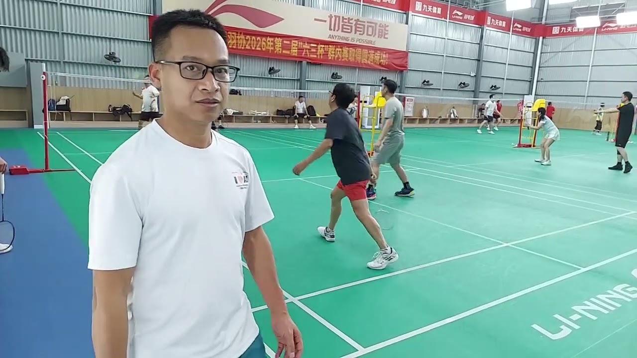 Badminton game, Zhongshan, China 3 6 26 5