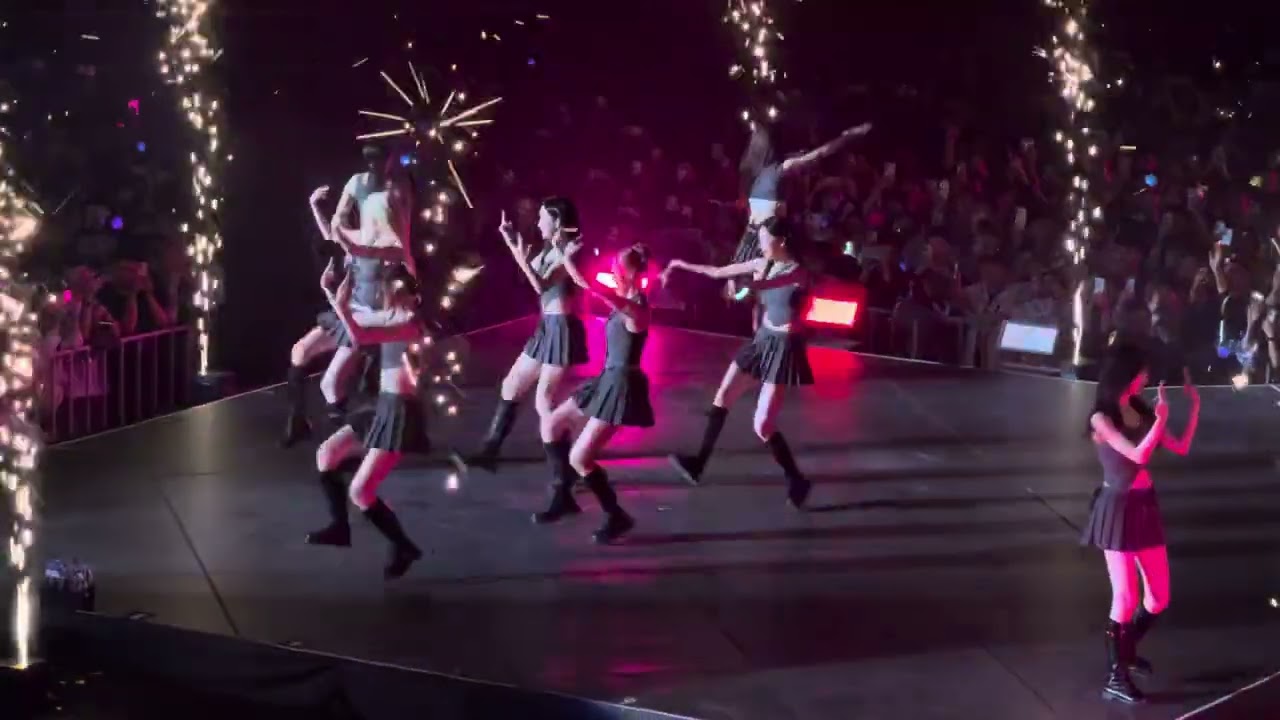 250426 K-flow3 in Taipei - tripleS Girls Never Die