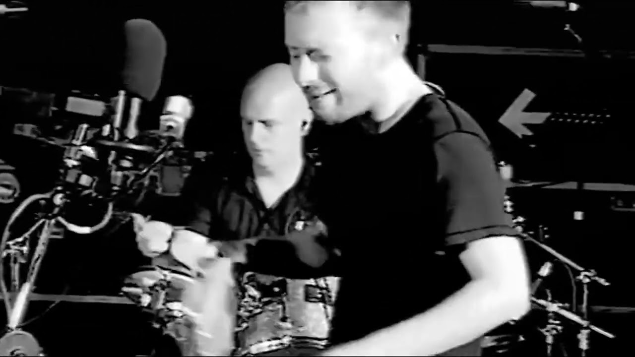 Radiohead - Live at Air Studios 2000