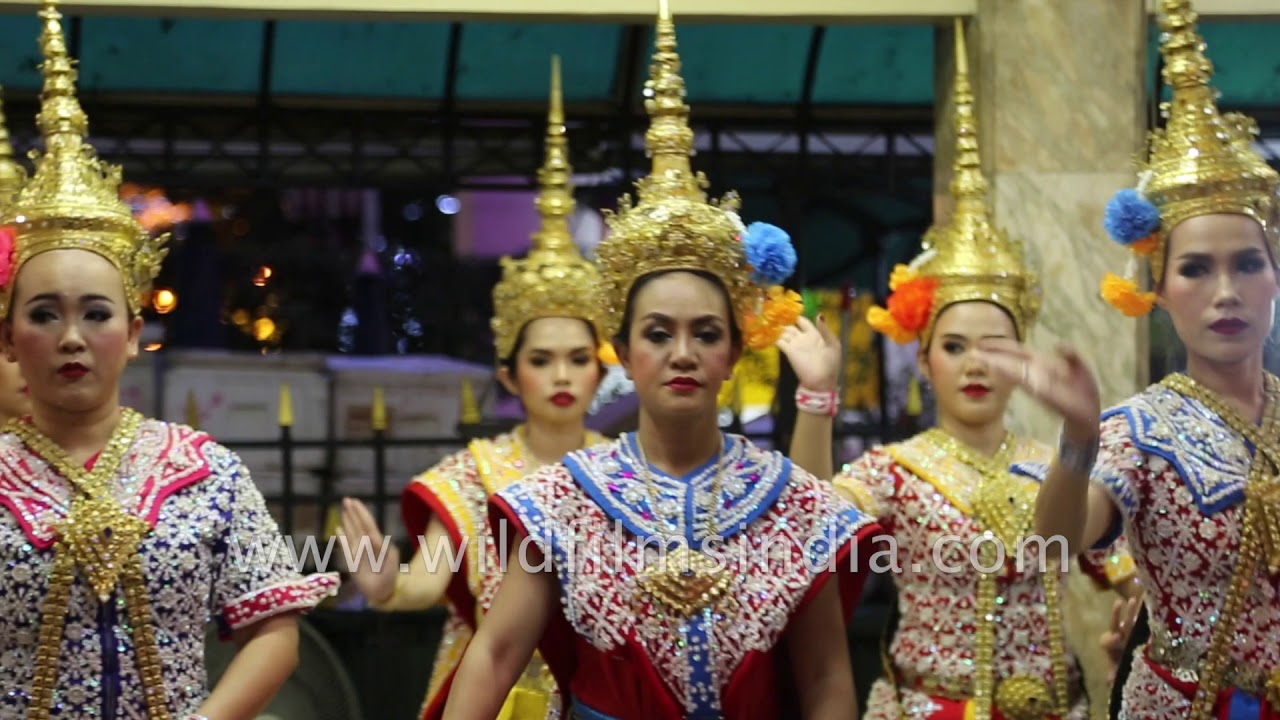 Temple dancers of Thailand: Bangkok's Erawan shrine on Ratchadamri