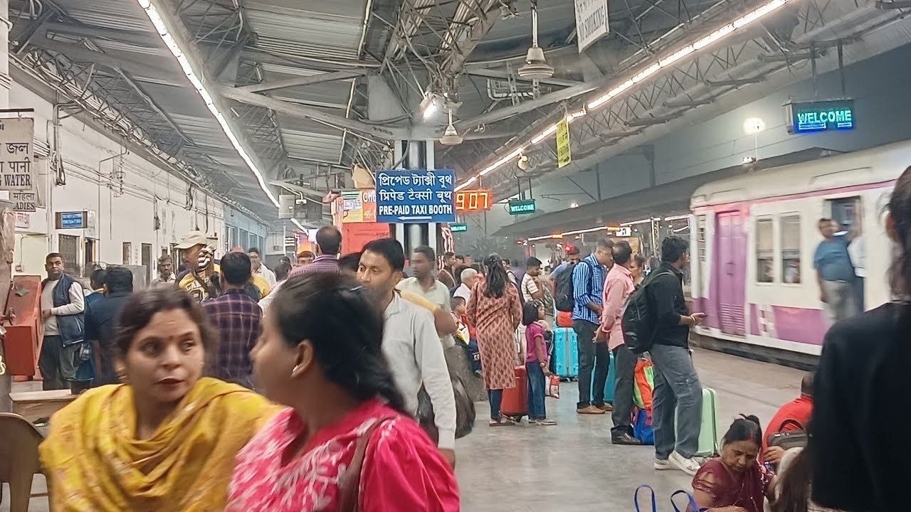 Kalkata railway station 🚉 ka najara ॥