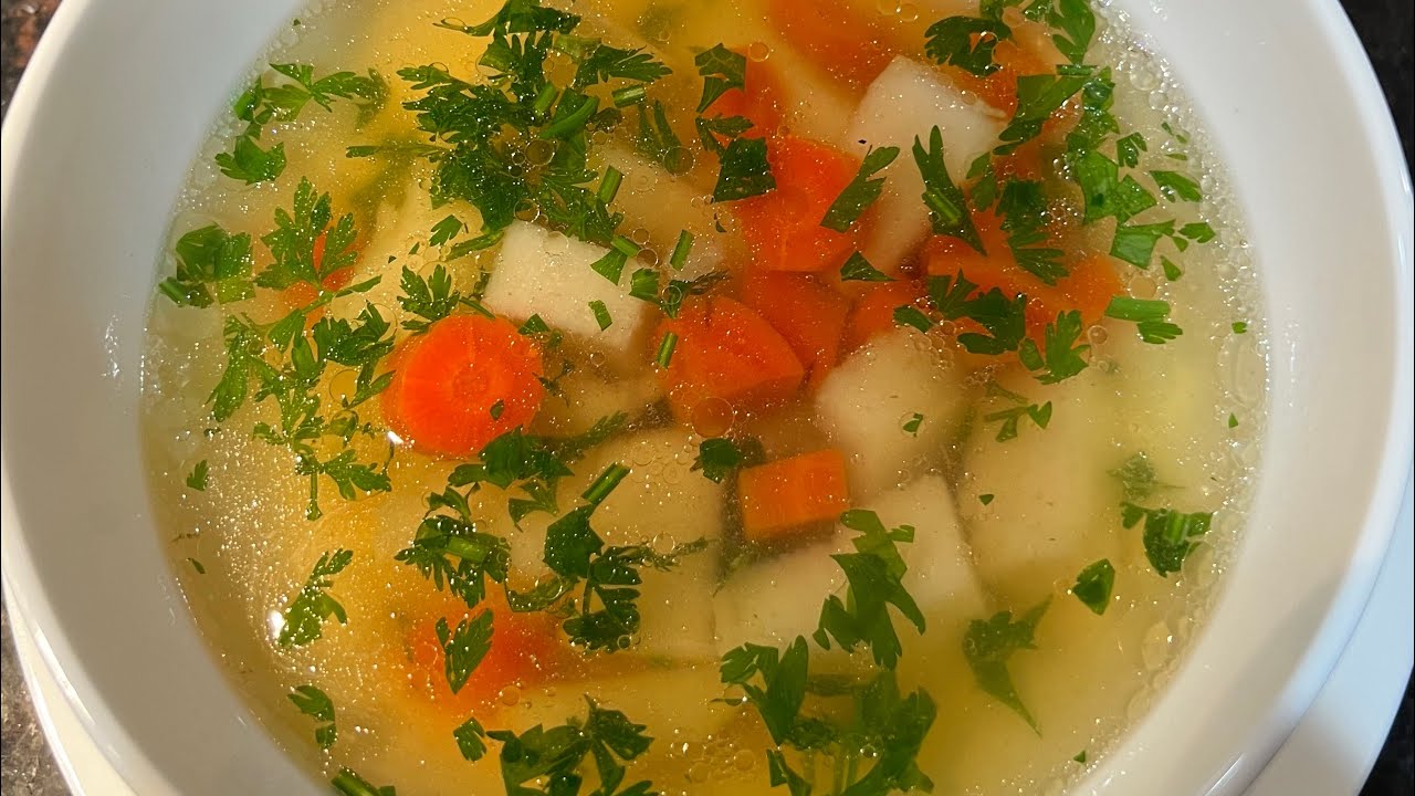 Rosół Niepowtarzalny Smak Świeżo Ugotowanego Rosołu z Kaszą Manną  @gotujzbozenka Chicken soup