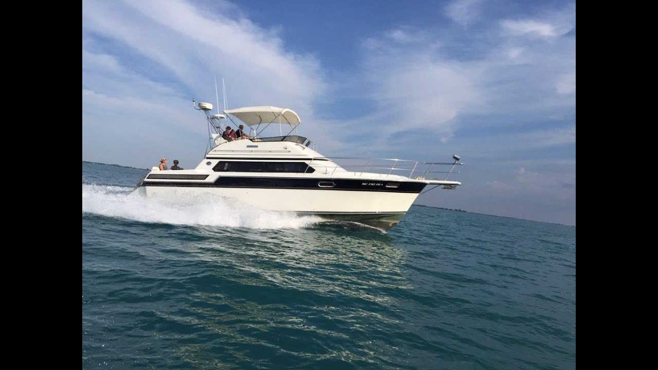 1988 Carver 3878 Santego -- SOLD