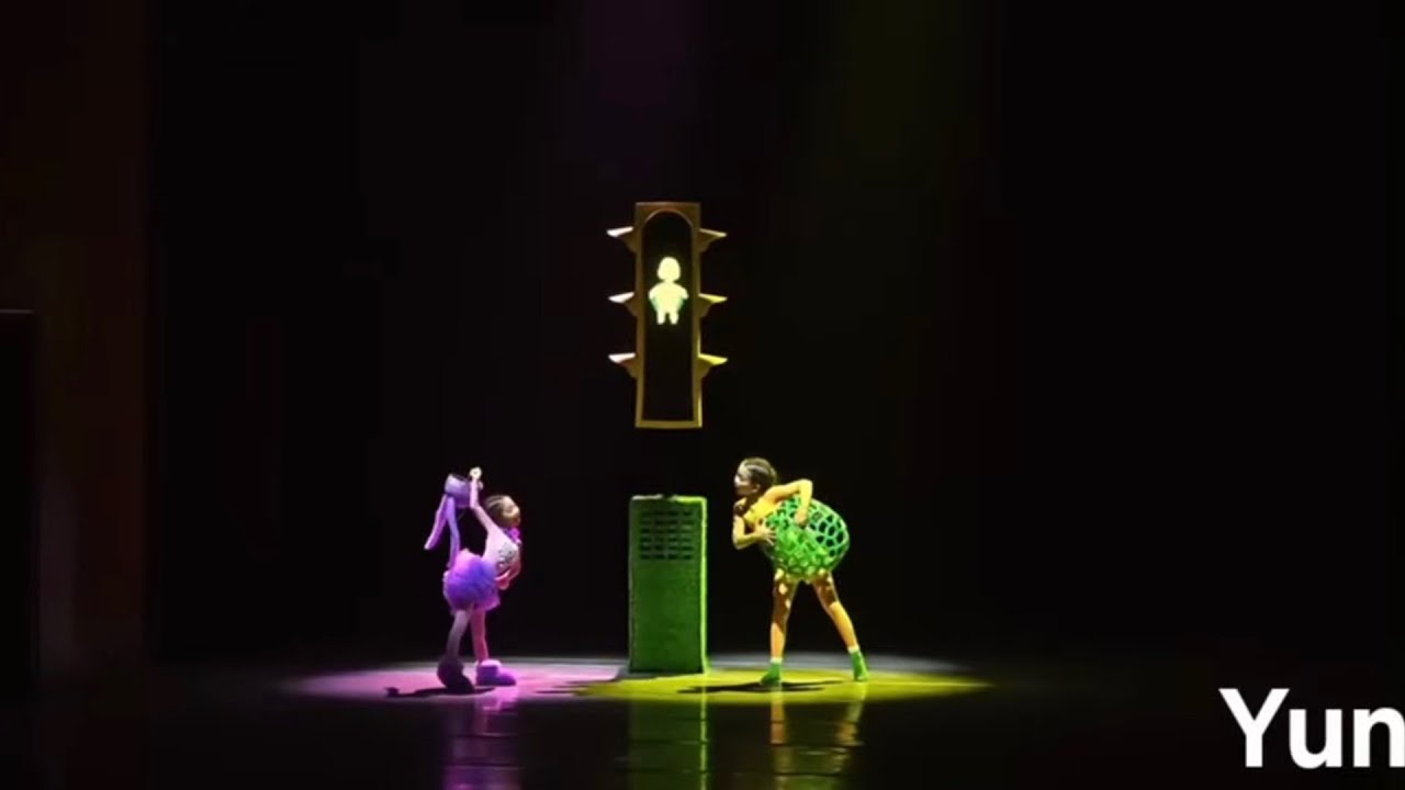 Tarian kura-kura  dan kelinci   🐢  🐇  Turtle and Rabbit Dance 