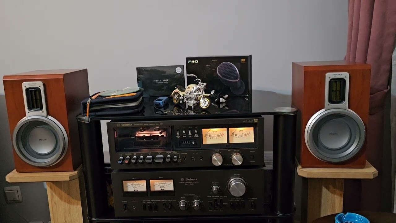 Philips MCD708@ Technics SU 7700K@ Cassette Deck 630