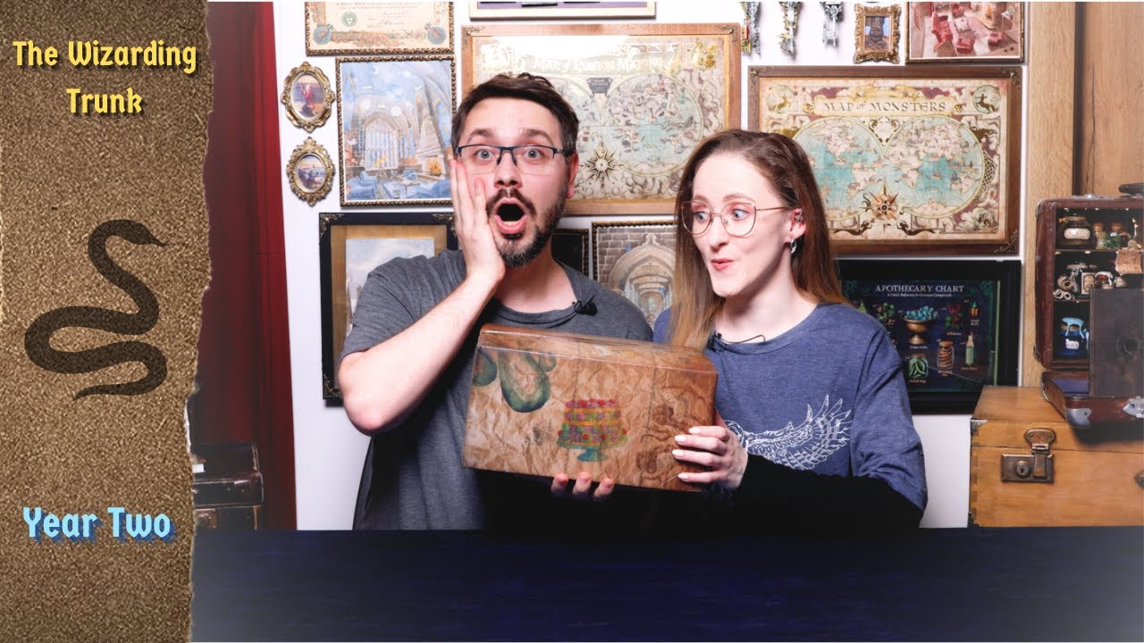Komnata Pełna Tajemnic - The Wizarding Trunk: Year Two UNBOXING