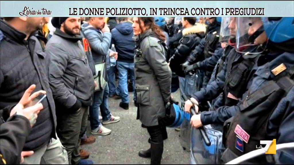 Le donne poliziotto in trincea contro i pregiudizi