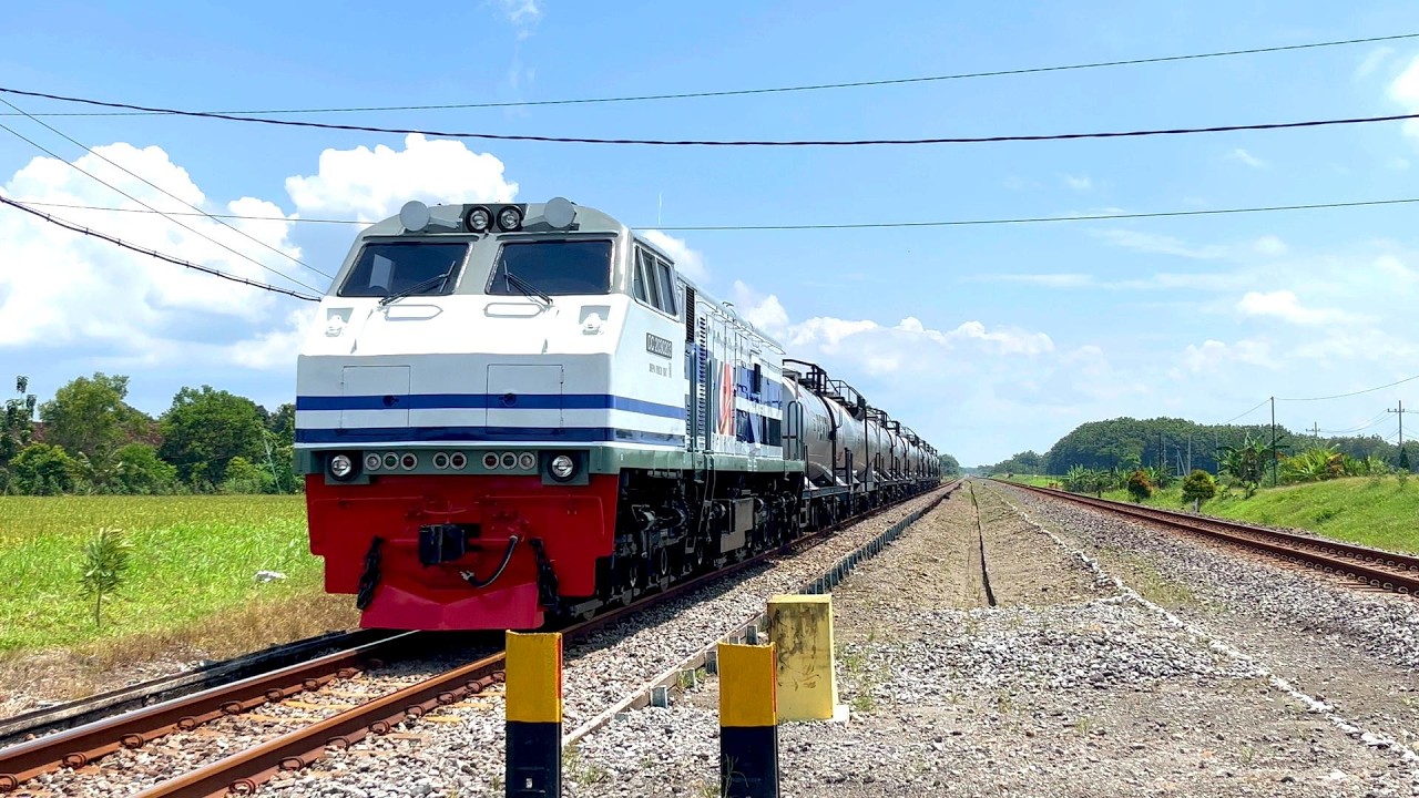 LIVE TOP KOMPILASI KERETA API LOKOMOTIF VINTAGE,WnB,RnB FUL NGEBUT | KERETA API NUSANTARA