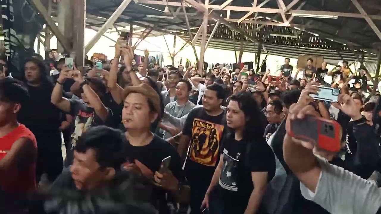 The Bollocks - Viva La Punk (live at Black Garage, Kuala Pilah)