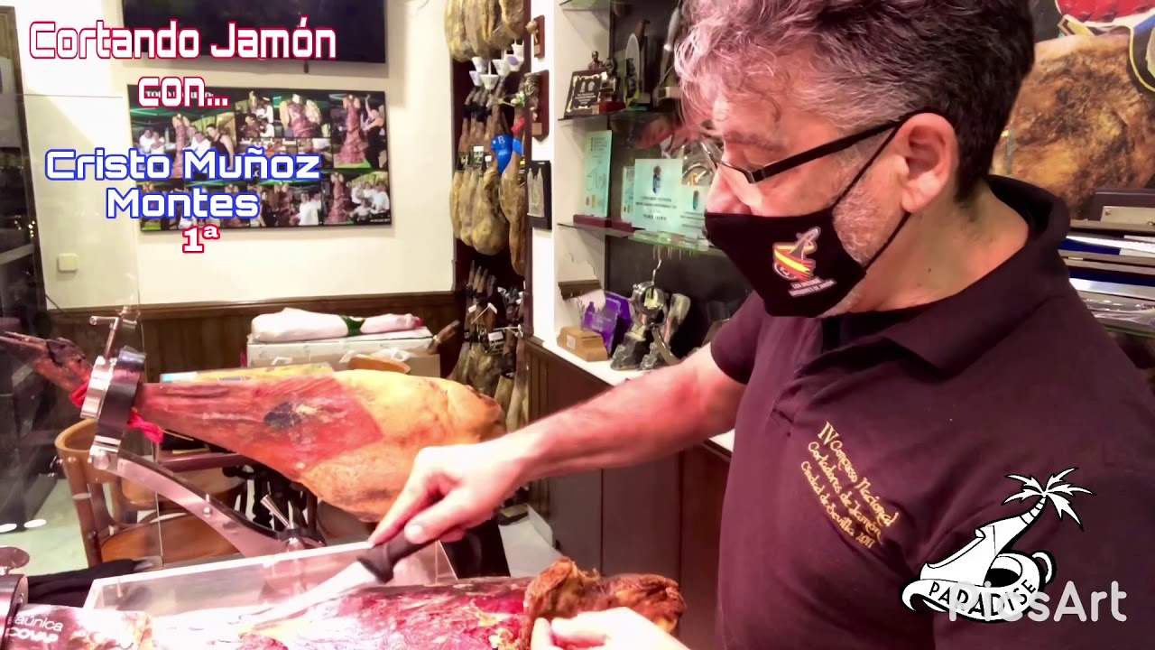 Cortando Jamón con ... Cristo Muñoz Montes