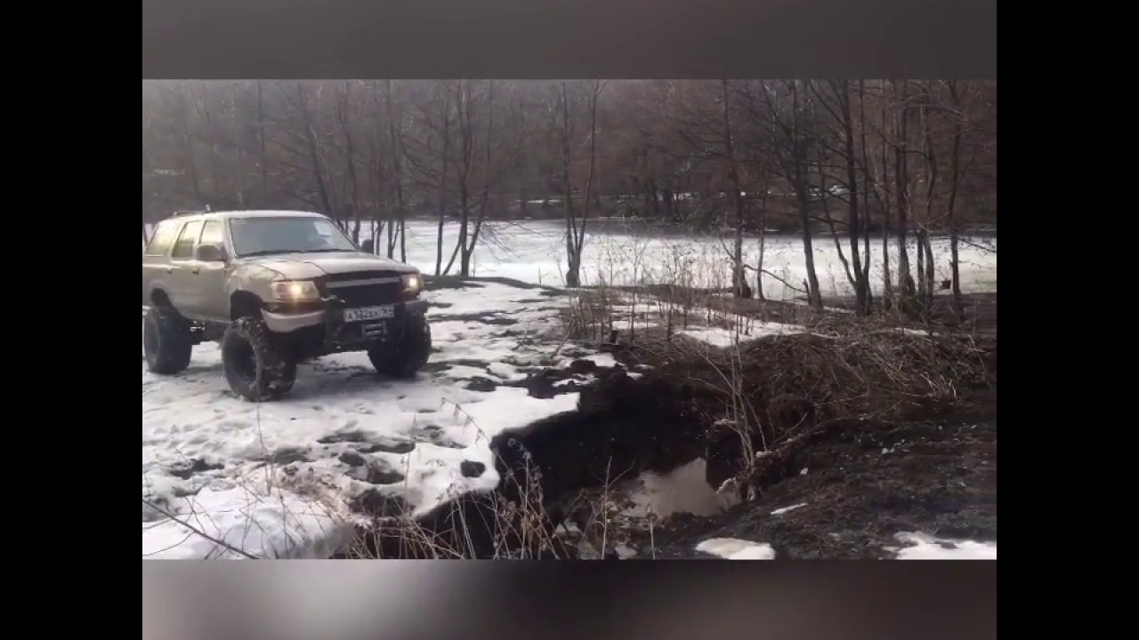 Грязевая резина Maxxis mudzilla lt 35 на льду не едет)