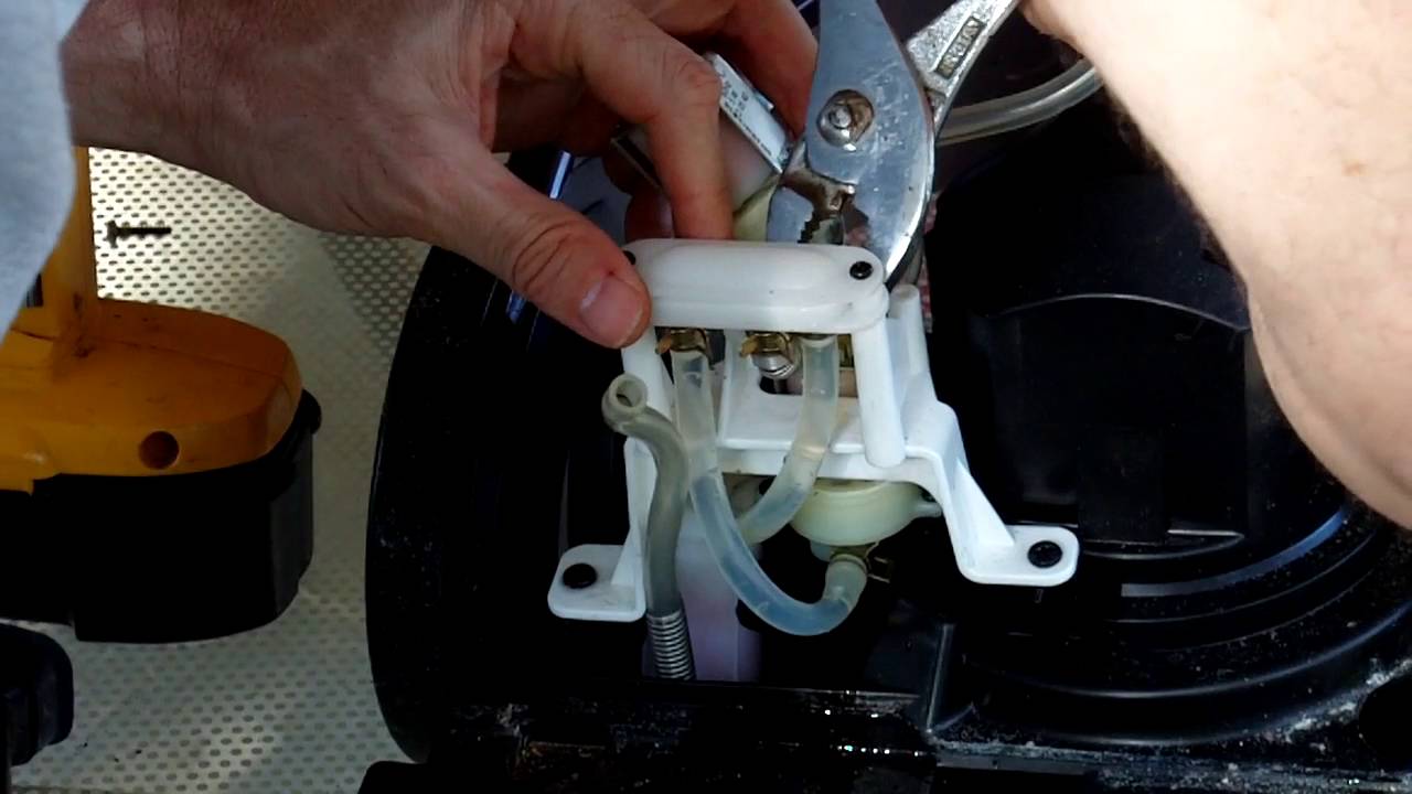 Bissell ProHeat 2x 9400 - Will not spray water (How To Fix)
