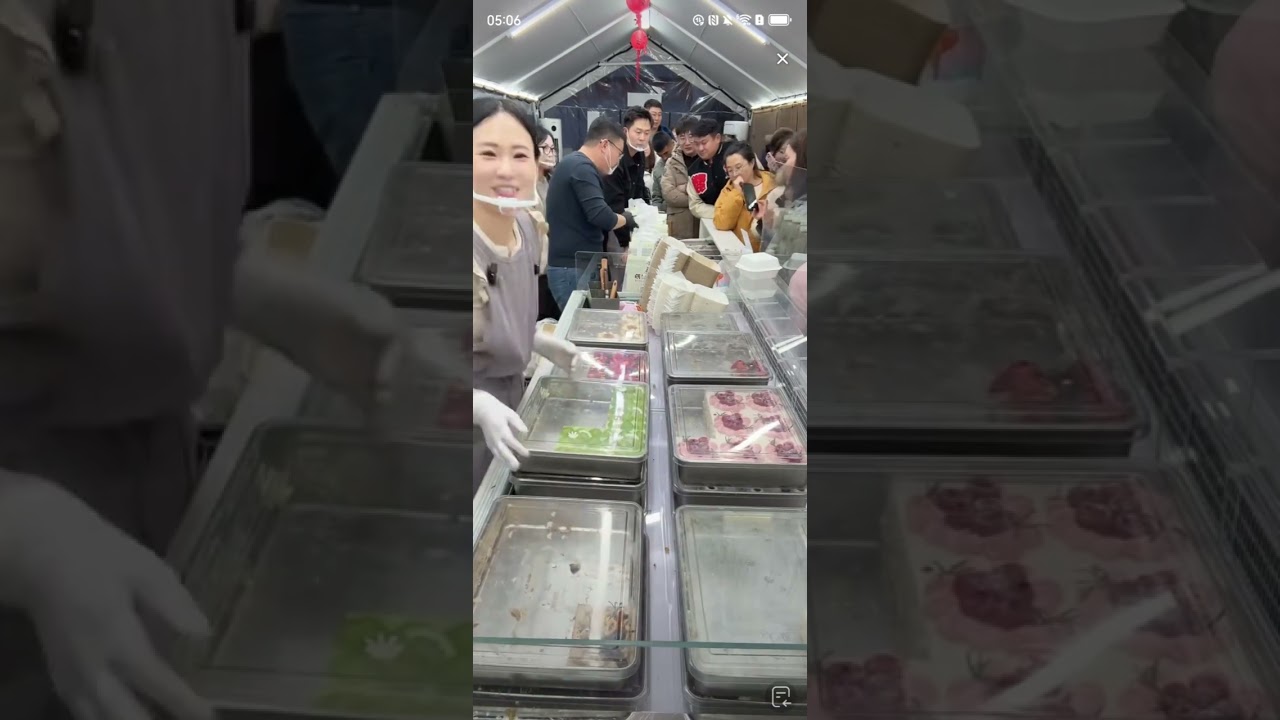 20260101-6 無賴擾亂排隊秩序😡 沈浸式挖提拉米蘇～療癒甜點🍮