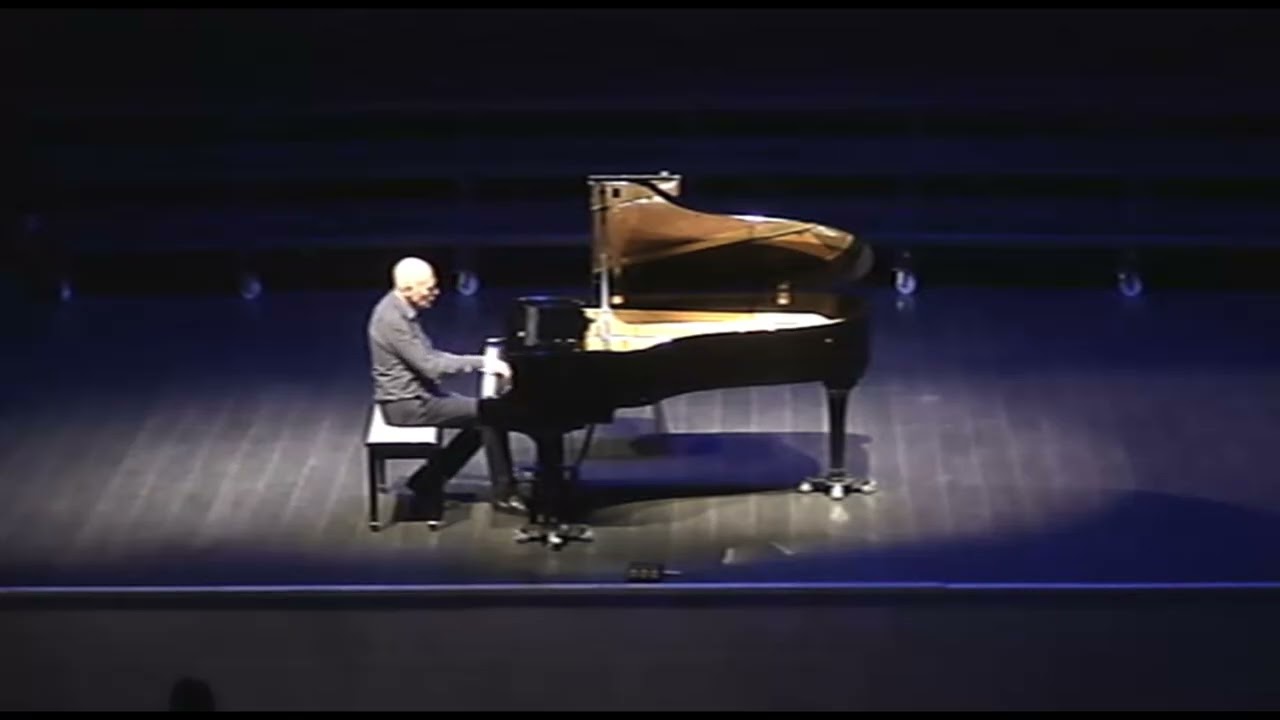 A Alexiou playing Melancolie by Francis Poulenc