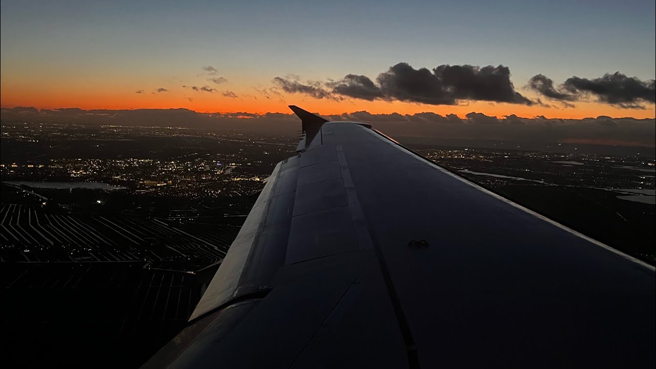 Flying from Warsaw to Amsterdam through Vienna