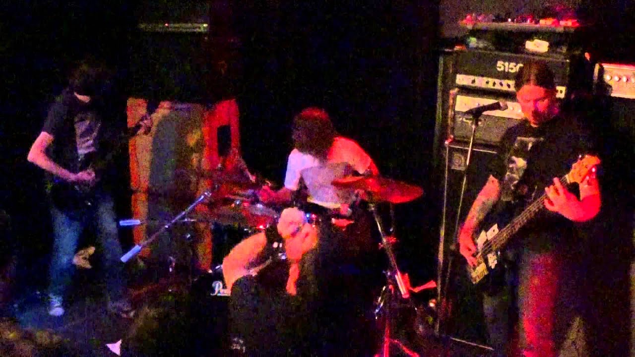 Fistfuck live Quebec city 2015
