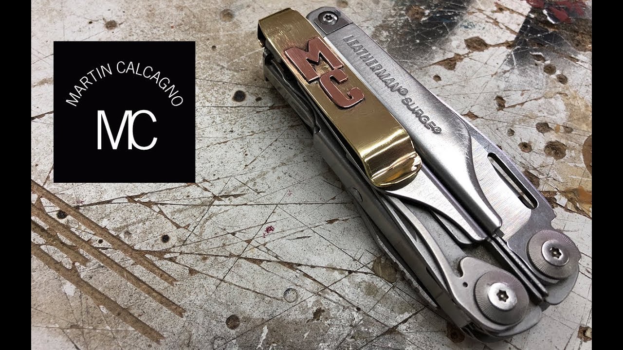 Martin Calcagno: Leatherman clip.