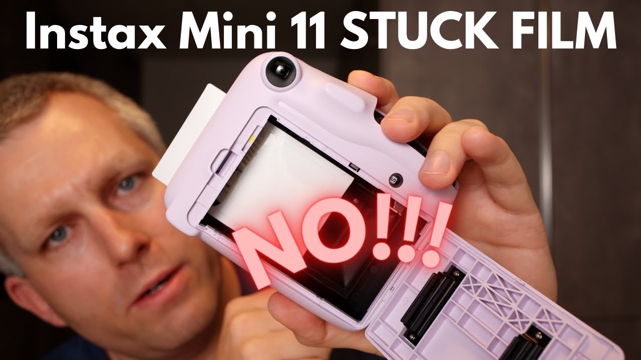 Сломанная Instax Mini 11. Застряла пленка. Как это исправить?