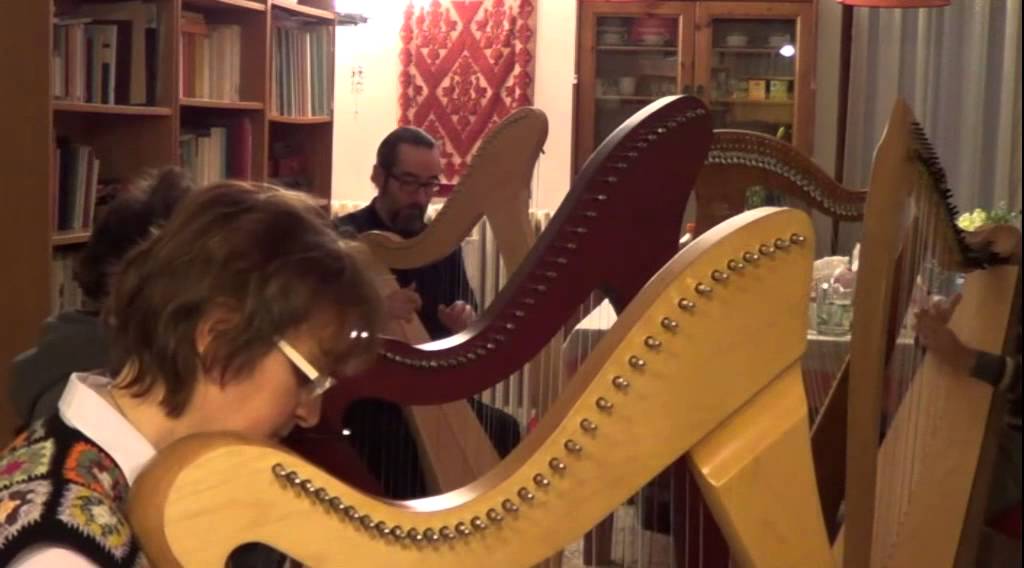 Tabhair dom do Lamh (Give Me Your Hand) (Rory Dall O Cath&aacute;in)... in un momento di relax