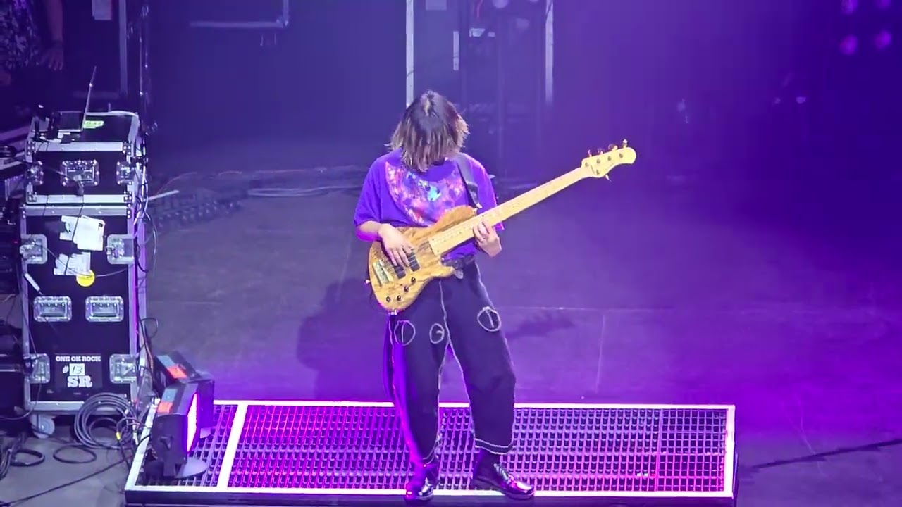 One Ok Rock -  Let Me Let You Go @ MGM Music Hall Boston