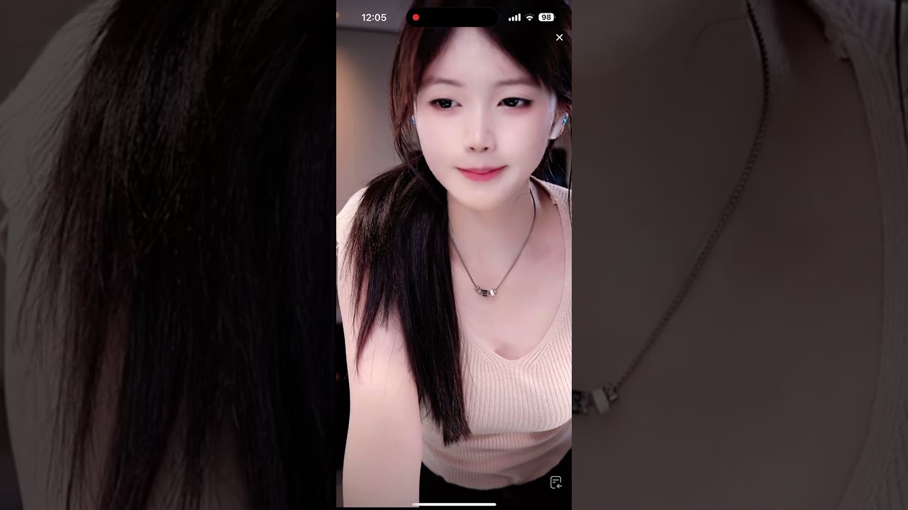 左耳 251011
