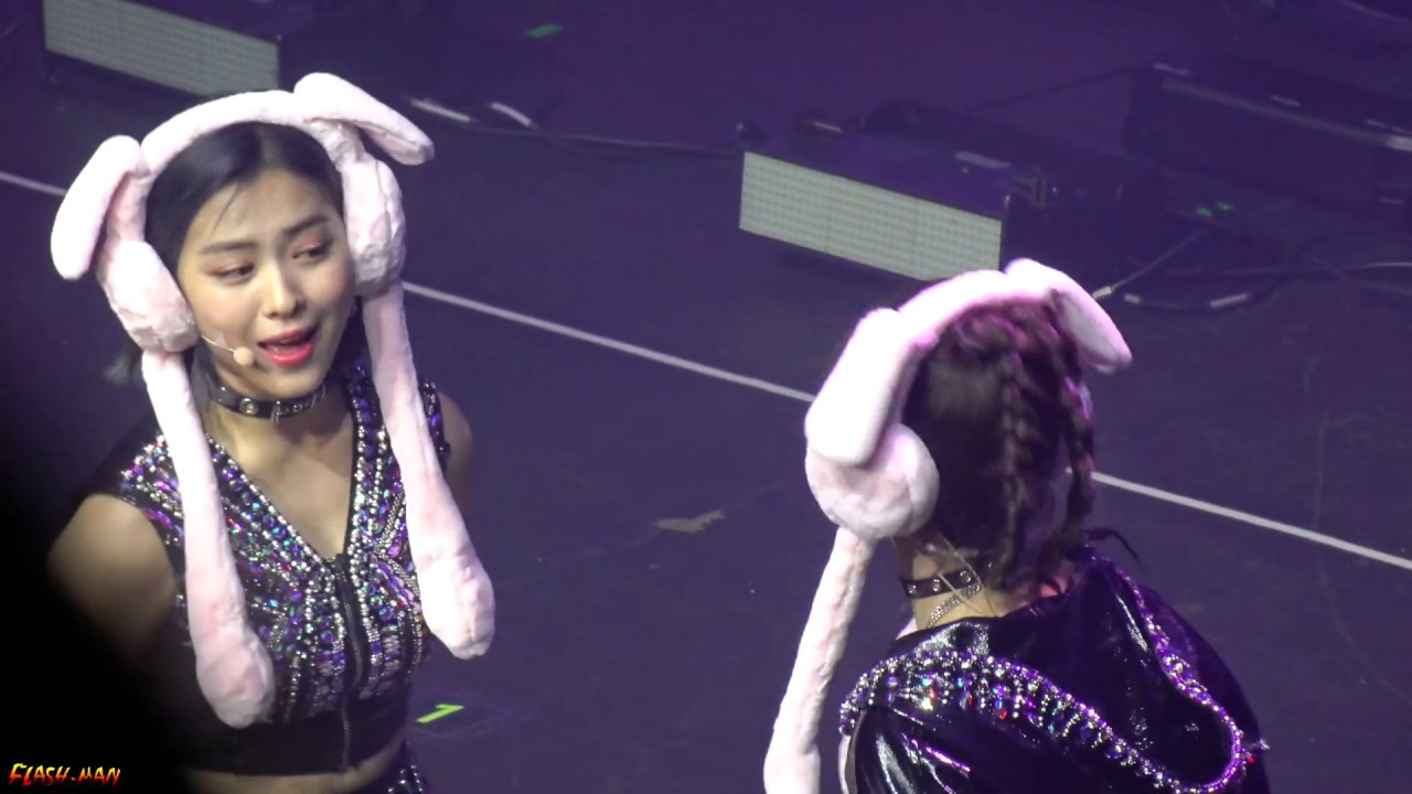 200117 ITZY (있지) - Shout in the Silence Game Fancam (Showcase Tour LA)