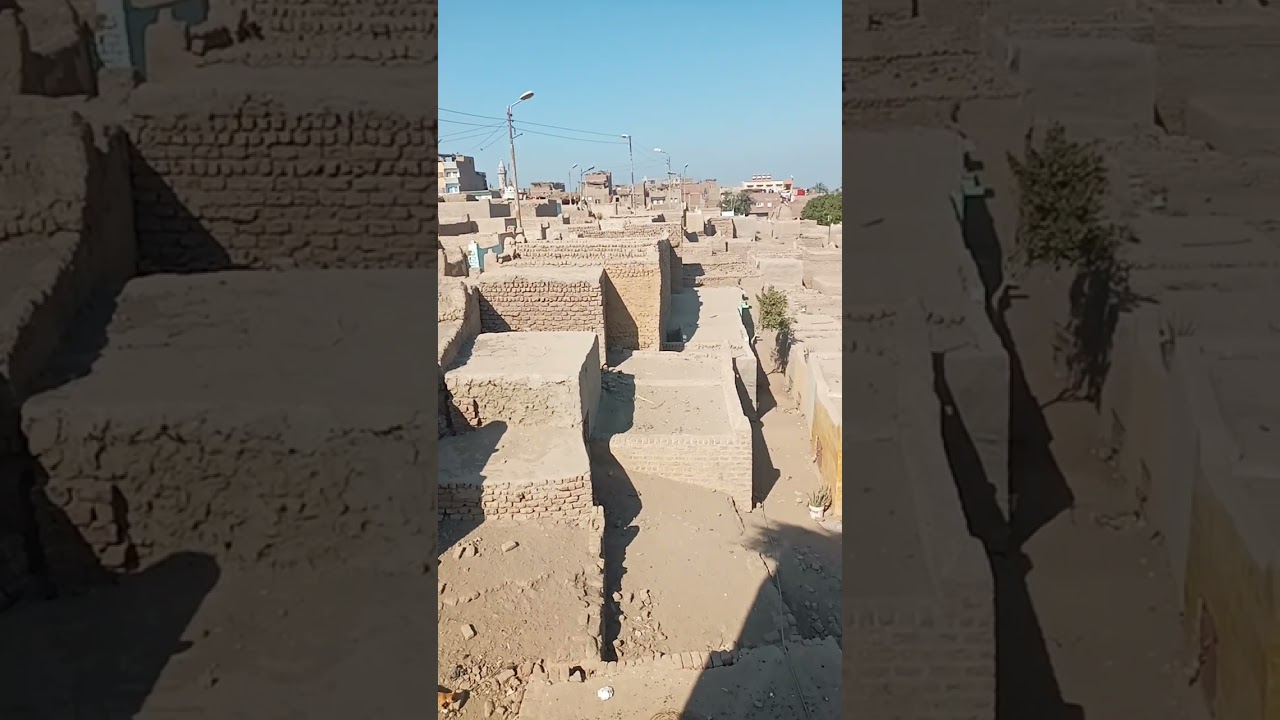 مقابر كوم اشقاو