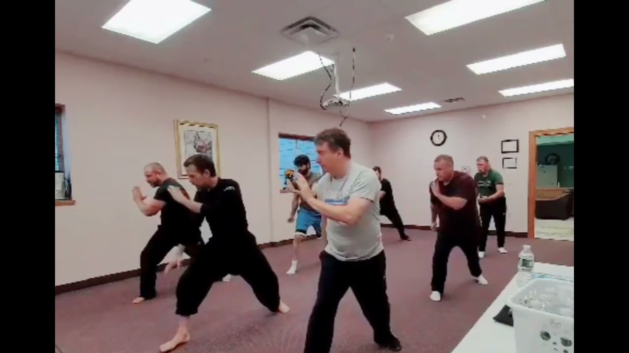 New York - PUKULAN PATIKAMAN SILAT KUNTAU BORNEO INDONESIA