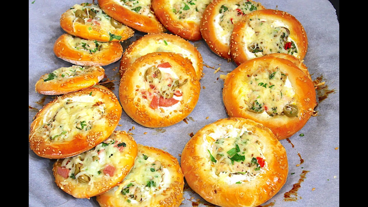 MINI PIZZAS MAISON - BRIOCHEES AVEC UNE MIE BIEN AÉRÉE UNE BONNE RECETTE POUR LE RAMADAN - FTOUR