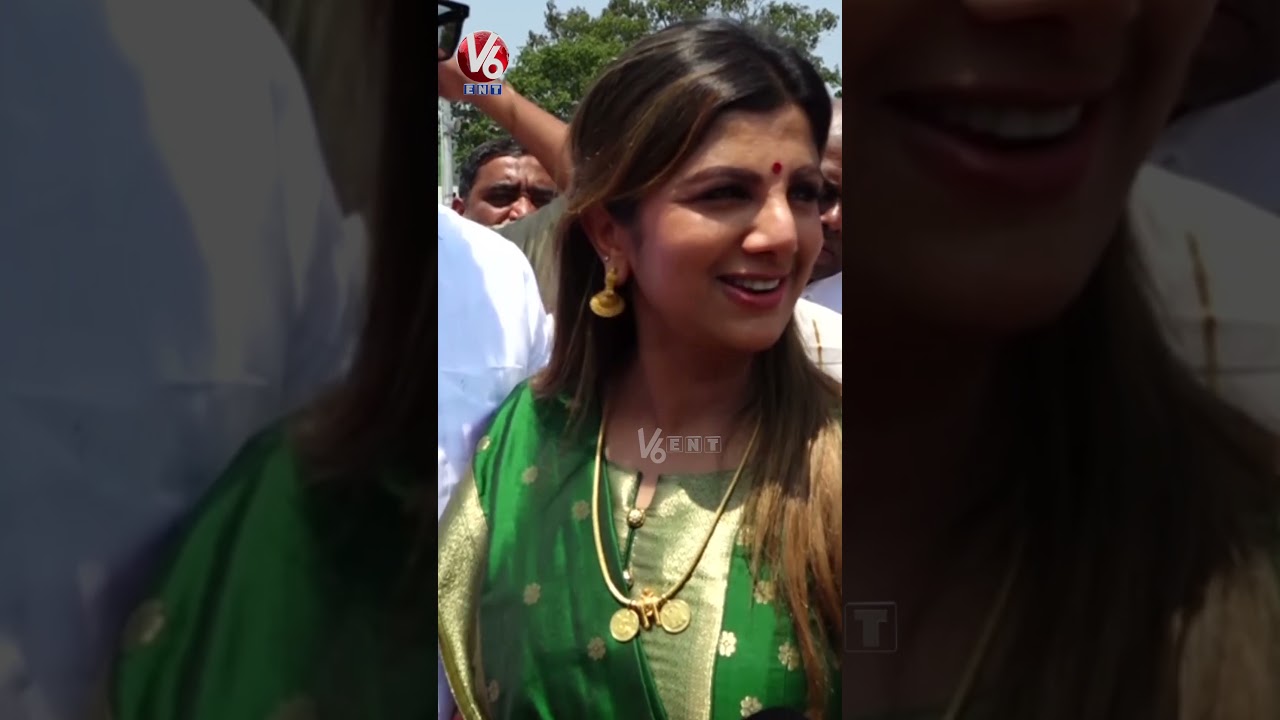 రీ-ఎంట్రీ పై రంభ క్లారిటీ.. | Actress Rambha Opens Up About Her Re-Entry Plans | V6Ent