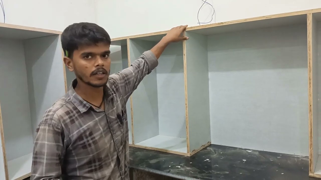 kitchen wali side pr kitna kam hua Aaj #kitchenintemakeover#carpentryskills #kitcheninterior