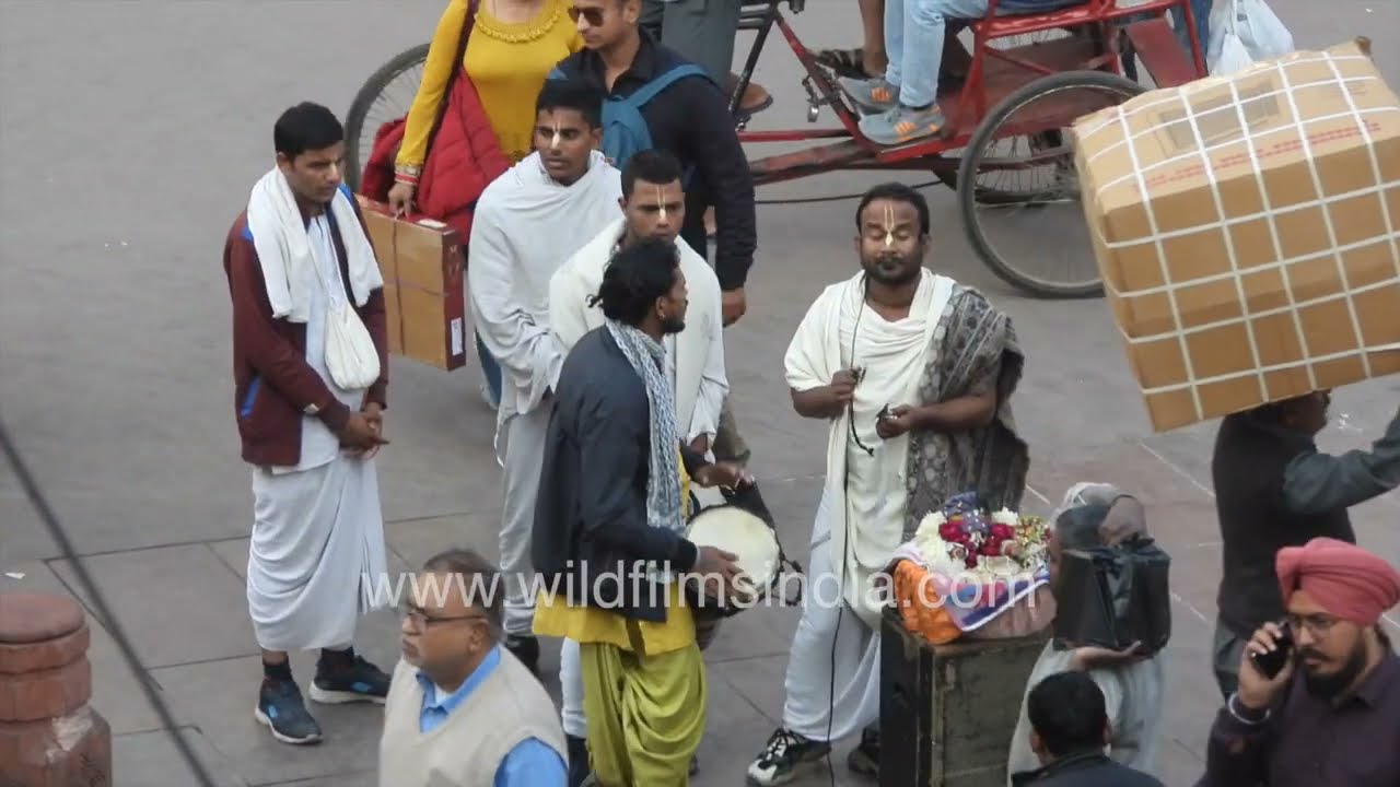 Hare Krishna Kirtan procession in Chandni Chowk | Devotional chanting in Old Delhi