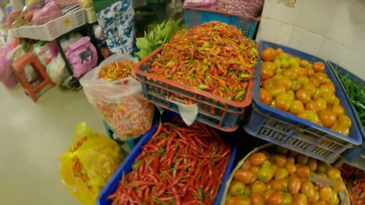 Street Food Ep4 - Destination Bali -Badung markets Denpasar