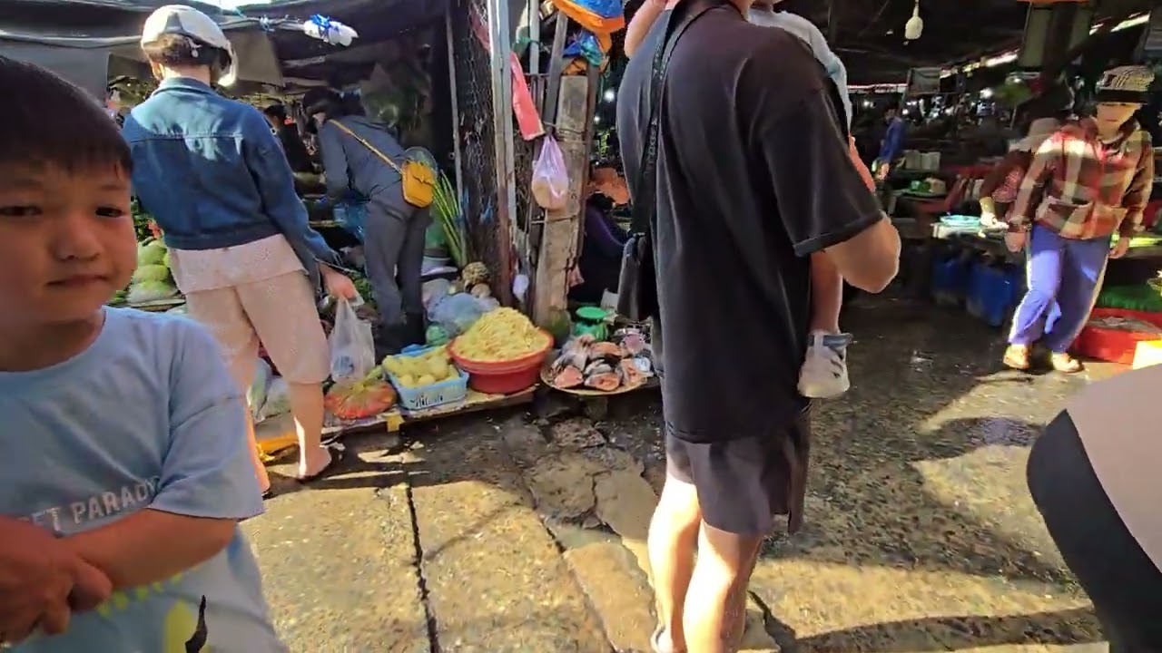 Phan Rang street market 2025