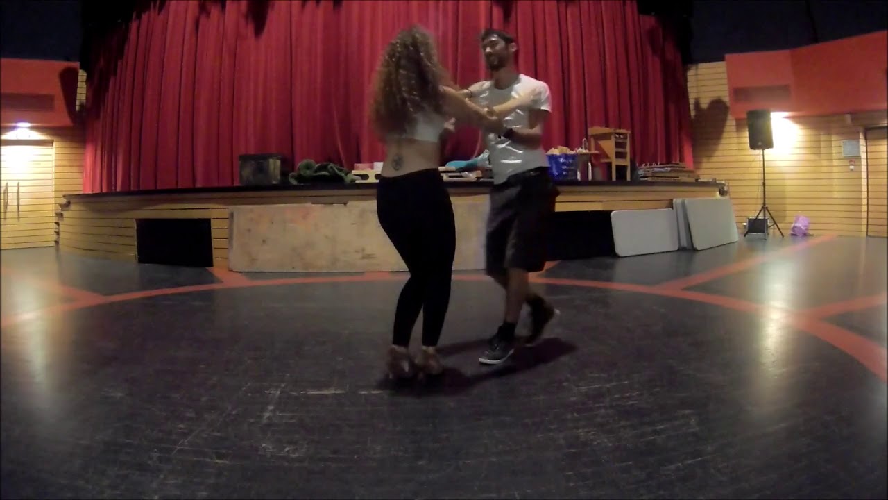 Camille & Hugo - Passe fin de cours et démo (Bachata Sensuelle Avancé) - St Raphaël 11/08/2018
